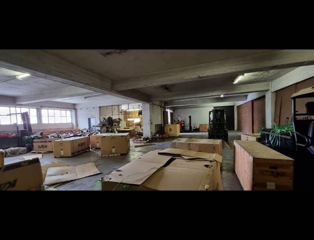7,175M² WAREHOUSE FOR SALE IN NEW CENTRE